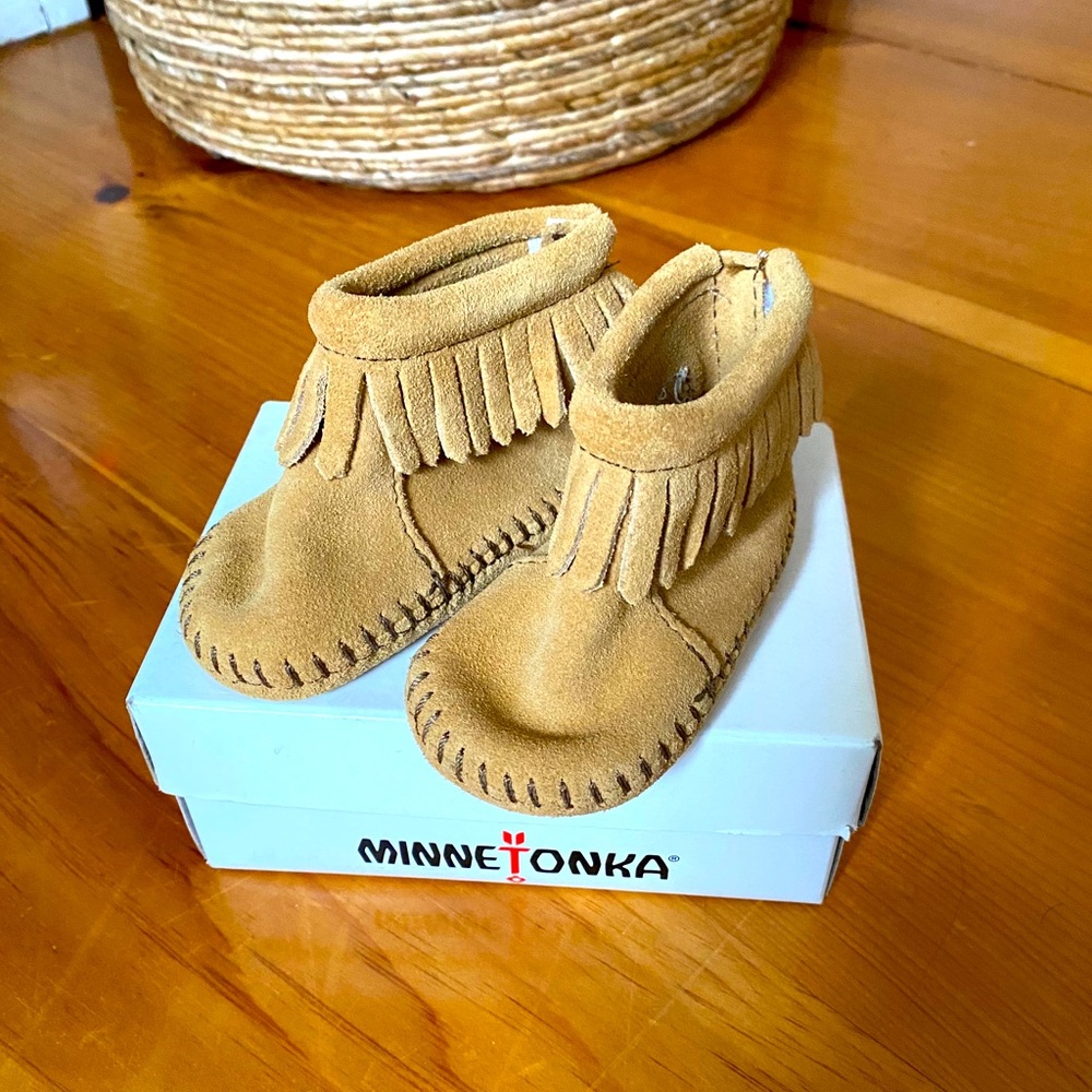 Minnetonka Infant Booties